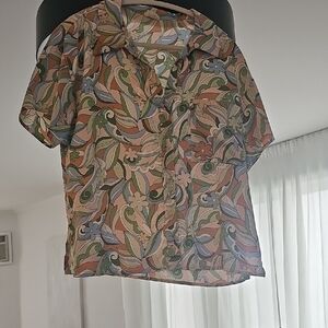 Le Lis Short Sleeve Floral Button-Front Blouse in Pastel Mix